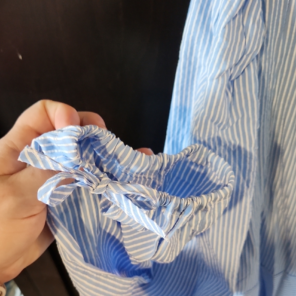 NWOT Powder Blue Relaxed Tie Front Blouse - Picture 6 of 8